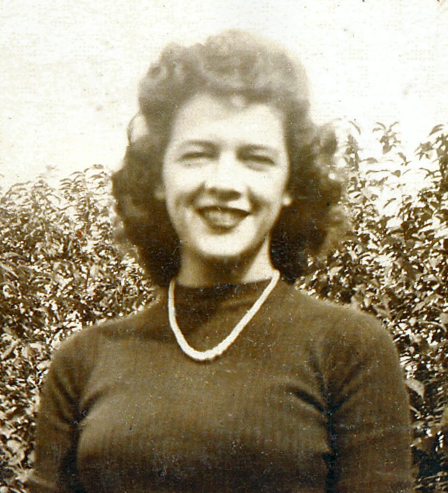 Elma  Kerr