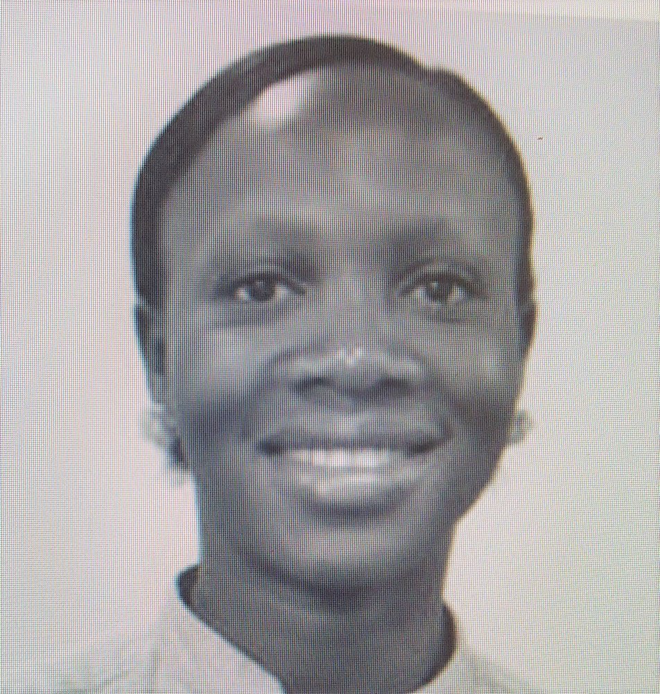 Tosin Adesida